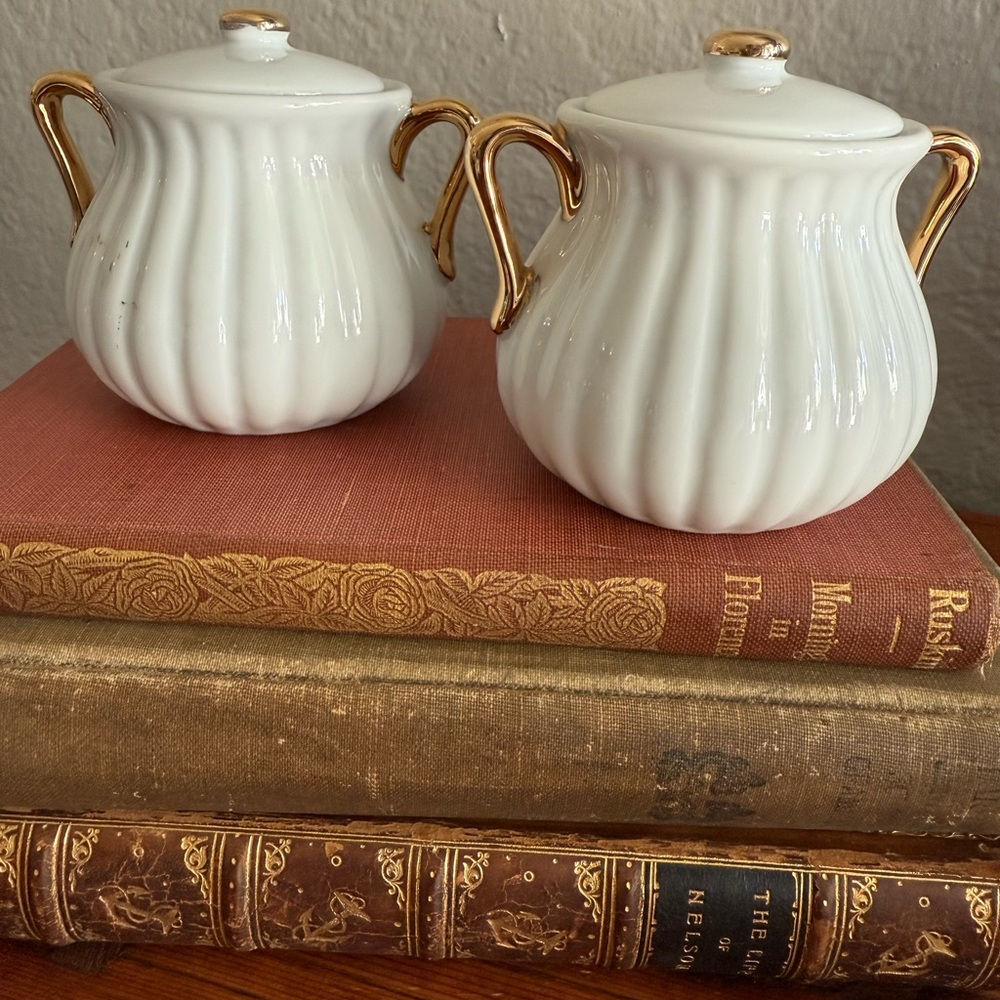 Elegant White and Gold Ceramic Sugar Bowls